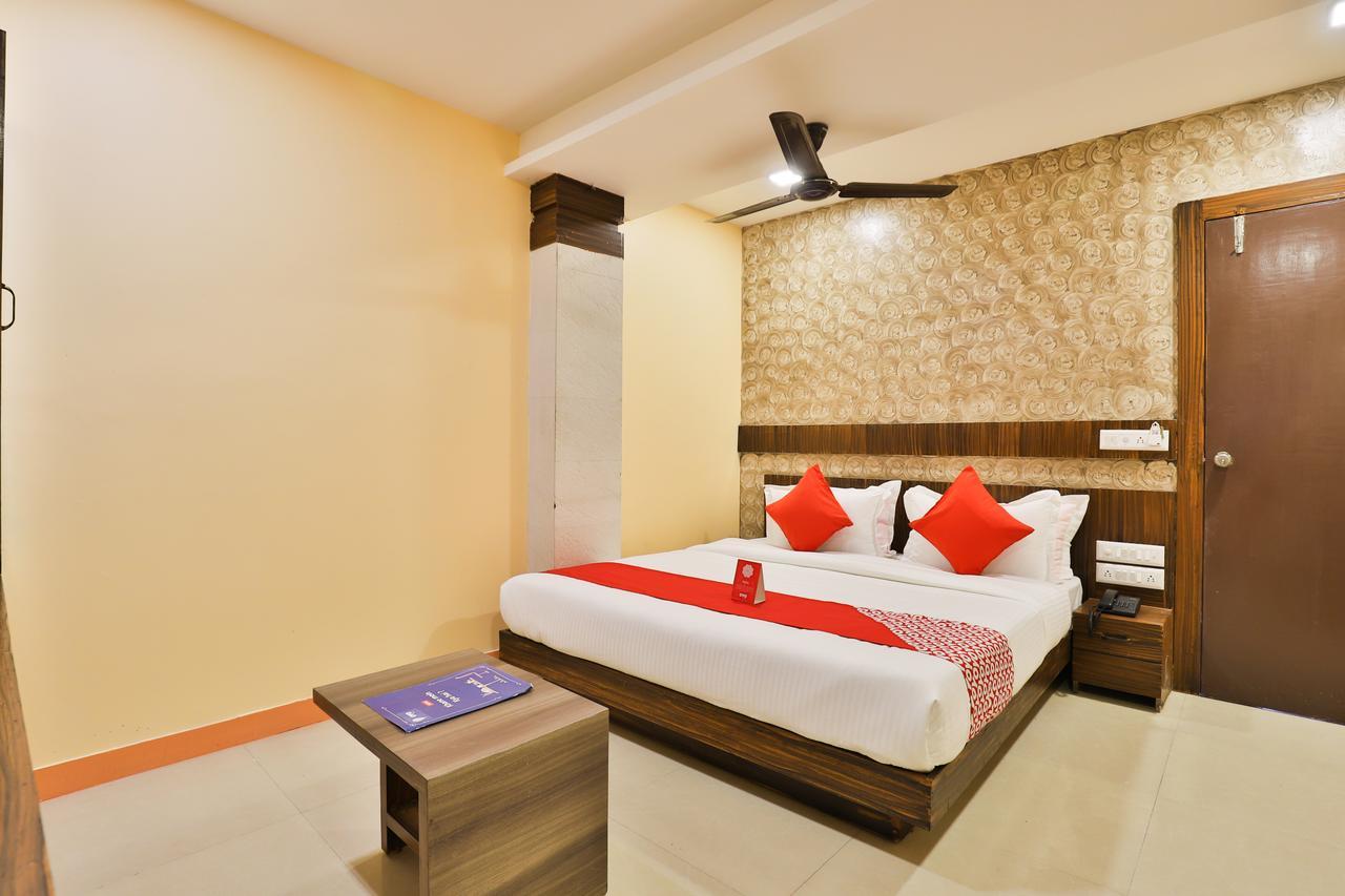 Oyo 12196 Hotel Mayur Park Residency アーメダバード エクステリア 写真