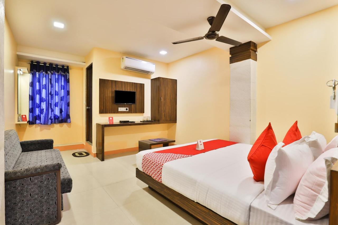 Oyo 12196 Hotel Mayur Park Residency アーメダバード エクステリア 写真