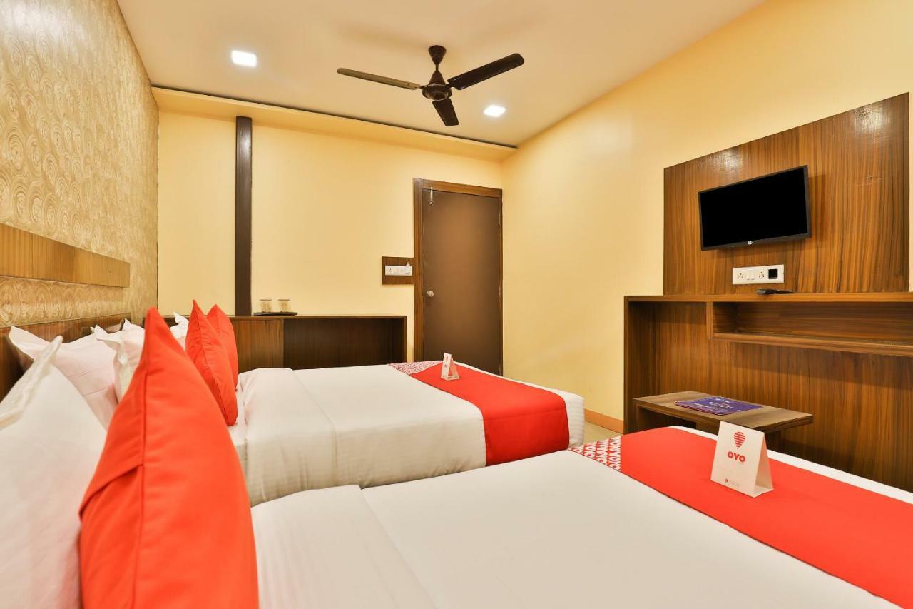 Oyo 12196 Hotel Mayur Park Residency アーメダバード エクステリア 写真